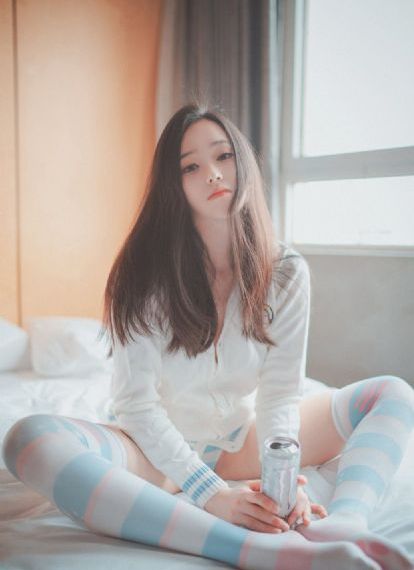 美女裸体18禁止以下禁止观看_电视剧高清在线观看