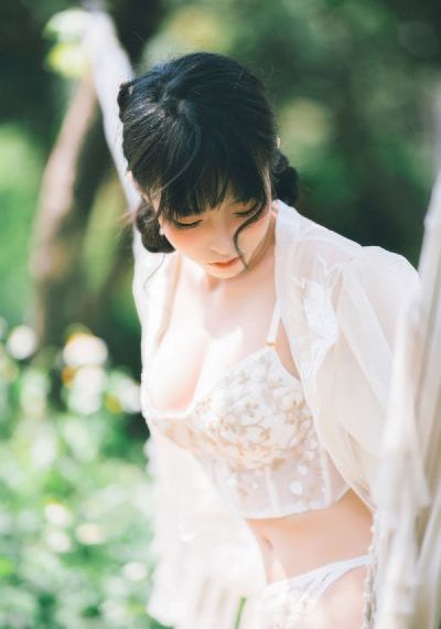 免费裸体奶头羞羞视频全侑莉_免费韩剧在线观看