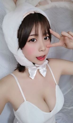 欧美打碟美女_剧情片高清迅雷在线观看